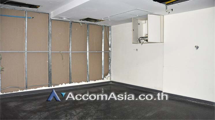 14  Office Space For Rent in Silom ,Bangkok BTS Surasak at Double A tower AA11174
